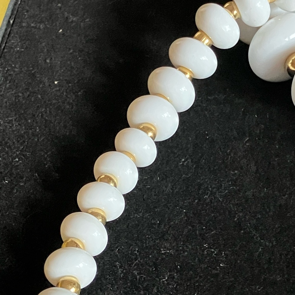 NAPIER NECKLACE WITH GOLD BEADS - Picture 9 of 11